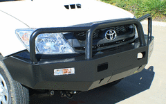 TJM TRADESMAN BULL BAR BLACK STEEL